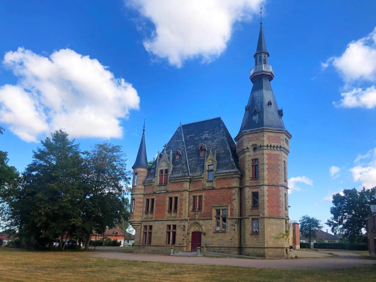 Chateau De Petit Bois Cosne-d'Allier Екстериор снимка